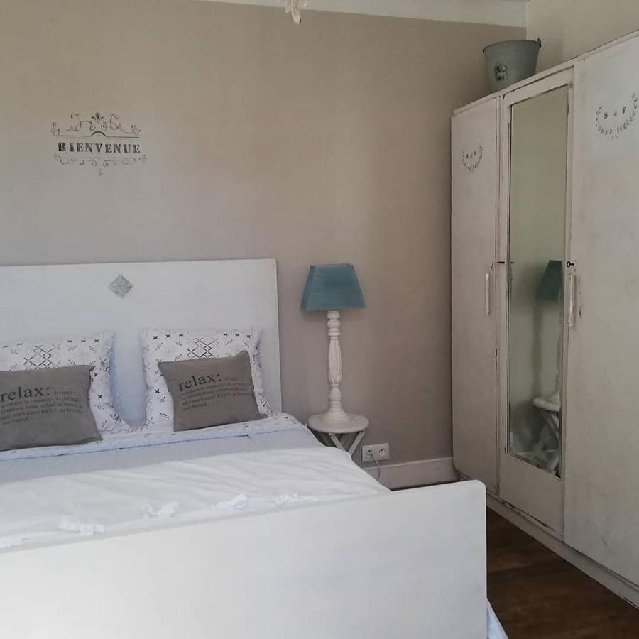 Chambre d'hôte équestre Au petit bonheur Chateldon Extérieur photo