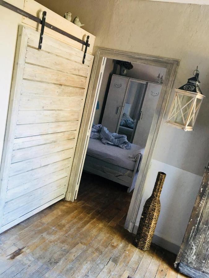 Chambre d'hôte équestre Au petit bonheur Chateldon Extérieur photo