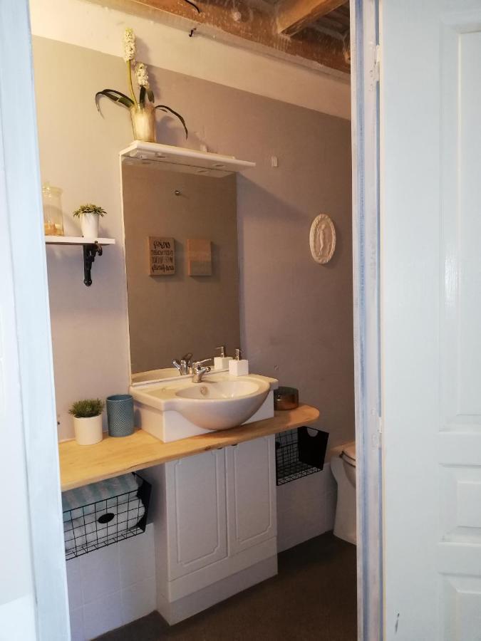Chambre d'hôte équestre Au petit bonheur Chateldon Extérieur photo
