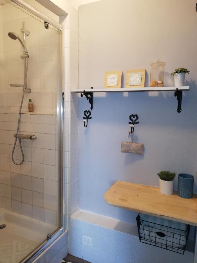 Chambre d'hôte équestre Au petit bonheur Chateldon Extérieur photo